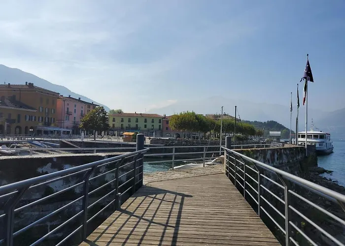 A Due Passi Dal *